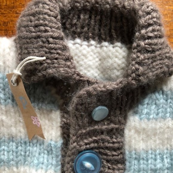 Hand Knit Little Jail Birdie Onesie - brand new - Picture 2 of 5